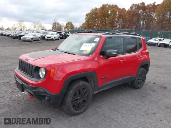 ✅ 2018 Jeep Renegade Trailhawk • VIN: ZACCJBCB7JPH54799 • Lot: 43617870. Listed on IAAI with 157,507 mi. Free auction sales archive from the USA and detailed vehicle history report at DreamBid. Image 19.