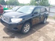 ✅ 2010 Toyota Highlander • VIN: 5TDZK3EH8AS005608 • Lot: 42443768. Wystawiony na IAAI z przebiegiem 150 605 mil. Bezpłatny archiwum sprzedaży aukcyjnych z USA i szczegółowy raport historii pojazdu na DreamBid. Zdjęcie 18.