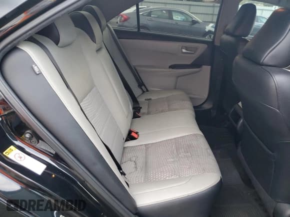 ✅ 2015 Toyota Camry SE • VIN: 4T1BF1FK4FU002403 • Lot: 82421925. Wystawiony na Copart z przebiegiem 212 381 mil. Bezpłatny archiwum sprzedaży aukcyjnych z USA i szczegółowy raport historii pojazdu na DreamBid. Zdjęcie 10.