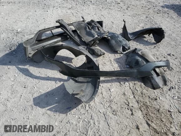 ✅ 2017 Chevrolet Equinox LT • VIN: 2GNALCEK8H6324315 • Лот: 85595425. Опубликован ранее на Copart с пробегом Не указан. Бесплатный доступ к архиву аукционных продаж из США и подробный отчёт об истории автомобиля на DreamBid. Изображение 13.