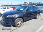 ✅ 2007 Audi Q7 Premium • VIN: WA1EV74L77D069608 • Lot: 41679714. Wystawiony na IAAI z przebiegiem 129 954 mil. Bezpłatny archiwum sprzedaży aukcyjnych z USA i szczegółowy raport historii pojazdu na DreamBid. Zdjęcie 2.