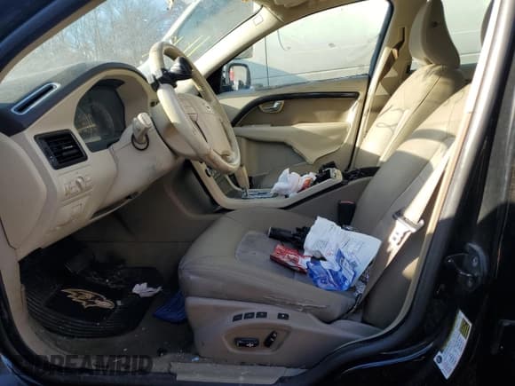 ✅ 2008 Volvo XC70 • VIN: YV4BZ982681019678 • Lot: 92855035. Listed on Copart with 202,880 mi. Free auction sales archive from the USA and detailed vehicle history report at DreamBid. Image 7.