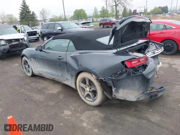 ✅ 2018 Chevrolet Camaro 1LT • VIN: 1G1FB3DS6J0110529 • Лот: 42187855. Опубликован ранее на IAAI с пробегом 118 652 миль. Бесплатный доступ к архиву аукционных продаж из США и подробный отчёт об истории автомобиля на DreamBid. Изображение 3.