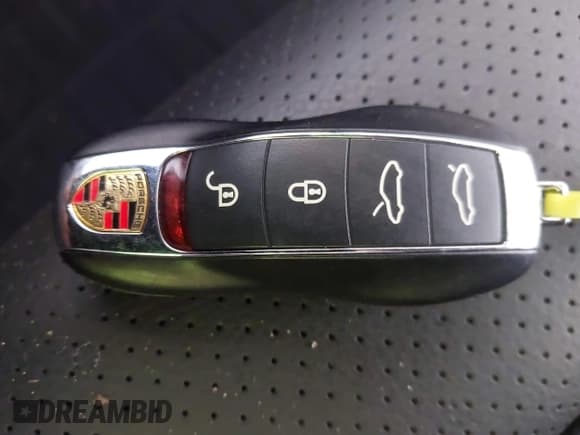 ✅ 2015 Porsche Cayman S • VIN: WP0AB2A80FK184898 • Lot: 41909079. Wystawiony na IAAI z przebiegiem 34 863 mil. Bezpłatny archiwum sprzedaży aukcyjnych z USA i szczegółowy raport historii pojazdu na DreamBid. Zdjęcie 11.