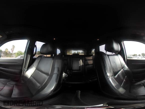 ✅ 2018 Jeep Grand Cherokee Limited • VIN: 1C4RJFBG5JC139977 • Lot: 43325810. Wystawiony na IAAI z przebiegiem 124 176 mil. Bezpłatny archiwum sprzedaży aukcyjnych z USA i szczegółowy raport historii pojazdu na DreamBid. Zdjęcie 19.