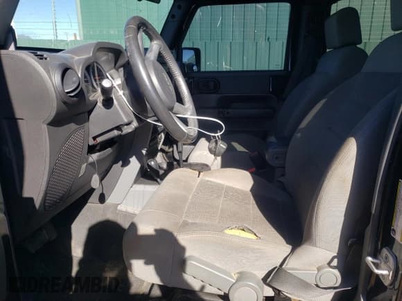 ✅ 2008 Jeep Wrangler Unlimited Rubicon • VIN: 1J4GA69108L501632 • Lot: 44007285. Listed on Copart with 156,753 mi. Free auction sales archive from the USA and detailed vehicle history report at DreamBid. Image 7.