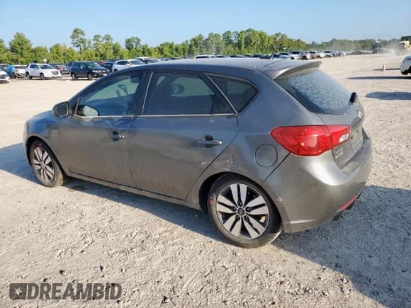 ✅ 2013 Kia Forte EX • VIN: KNAFU5A20D5728077 • Lot: 70618425. Listed on Copart with 181,299 mi. Free auction sales archive from the USA and detailed vehicle history report at DreamBid. Image 2.