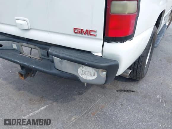 ✅ 2003 GMC Yukon XL SLT • VIN: 1GKEC16Z73J266742 • Lot: 42480304. Wystawiony na IAAI z przebiegiem Nie podano. Bezpłatny archiwum sprzedaży aukcyjnych z USA i szczegółowy raport historii pojazdu na DreamBid. Zdjęcie 13.