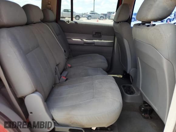 ✅ 2005 Dodge Durango SXT • VIN: 1D4HB38N65F614038 • Лот: 63580585. Опубликован ранее на Copart с пробегом 301 673 миль. Бесплатный доступ к архиву аукционных продаж из США и подробный отчёт об истории автомобиля на DreamBid. Изображение 10.