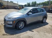 ✅ 2019 Hyundai Kona SE • VIN: KM8K1CAA0KU216162 • Лот: 64679564. Опубликован ранее на Copart с пробегом 77 779 миль. Бесплатный доступ к архиву аукционных продаж из США и подробный отчёт об истории автомобиля на DreamBid. Изображение 1.