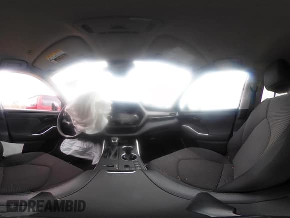 ✅ 2023 Toyota Highlander Hybrid LE • VIN: 5TDZARAH3PS526191 • Lot: 42212602. Listed on IAAI with 31,810 mi. Free auction sales archive from the USA and detailed vehicle history report at DreamBid. Image 19.