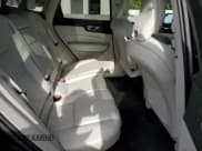 ✅ 2019 Volvo XC60 Momentum • VIN: YV4A22RK8K1374509 • Lot: 86678745. Listed on Copart with 32,480 mi. Free auction sales archive from the USA and detailed vehicle history report at DreamBid. Image 11.