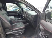 ✅ 2021 Ford Expedition Max Limited • VIN: 1FMJK1KTXMEA33099 • Lot: 42155357. Wystawiony na IAAI z przebiegiem 58 293 mil. Bezpłatny archiwum sprzedaży aukcyjnych z USA i szczegółowy raport historii pojazdu na DreamBid. Zdjęcie 5.