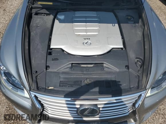 ✅ 2017 Lexus LS 460 • VIN: JTHCL5EF5H5029232 • Лот: 61963375. Опубликован ранее на Copart с пробегом 93 329 миль. Бесплатный доступ к архиву аукционных продаж из США и подробный отчёт об истории автомобиля на DreamBid. Изображение 11.