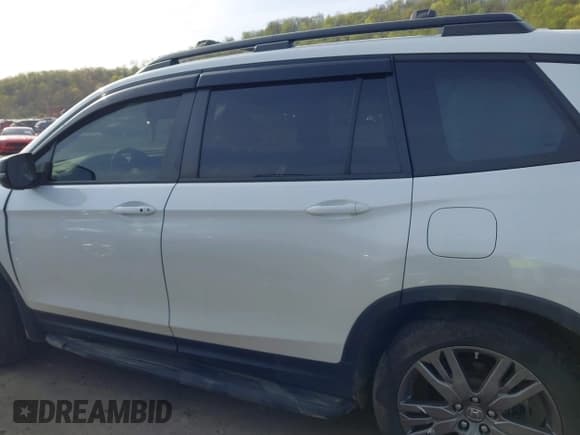 ✅ 2020 Honda Passport EX-L • VIN: 5FNYF8H5XLB005177 • Лот: 42102384. Опубликован ранее на IAAI с пробегом 134 502 миль. Бесплатный доступ к архиву аукционных продаж из США и подробный отчёт об истории автомобиля на DreamBid. Изображение 15.