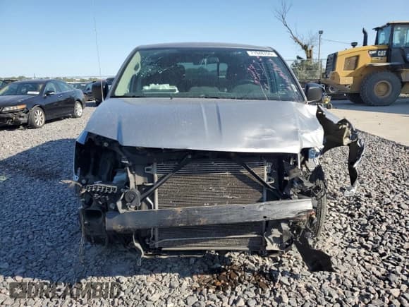 ✅ 2016 Dodge Grand Caravan SE • VIN: 2C4RDGBG4GR123024 • Lot: 71948705. Listed on Copart with 104,407 mi. Free auction sales archive from the USA and detailed vehicle history report at DreamBid. Image 5.