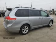 ✅ 2012 Toyota Sienna LE AAS • VIN: 5TDKK3DC5CS202133 • Lot: 60858505. Listed on Copart with 131,111 mi. Free auction sales archive from the USA and detailed vehicle history report at DreamBid. Image 3.