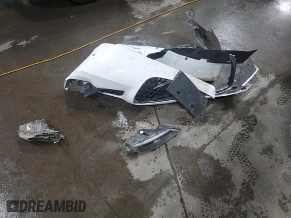 ✅ 2017 Chrysler 300 S • VIN: 2C3CCAGG2HH530303 • Lot: 68309715. Listed on Copart with 163,527 mi. Free auction sales archive from the USA and detailed vehicle history report at DreamBid. Image 12.