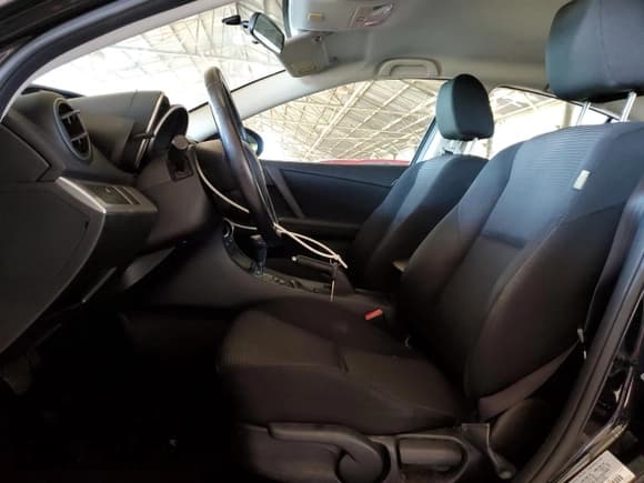 ✅ 2012 Mazda 3 i Touring • VIN: JM1BL1V87C1690770 • Lot: 84457925. Wystawiony na Copart z przebiegiem 144 109 mil. Bezpłatny archiwum sprzedaży aukcyjnych z USA i szczegółowy raport historii pojazdu na DreamBid. Zdjęcie 7.