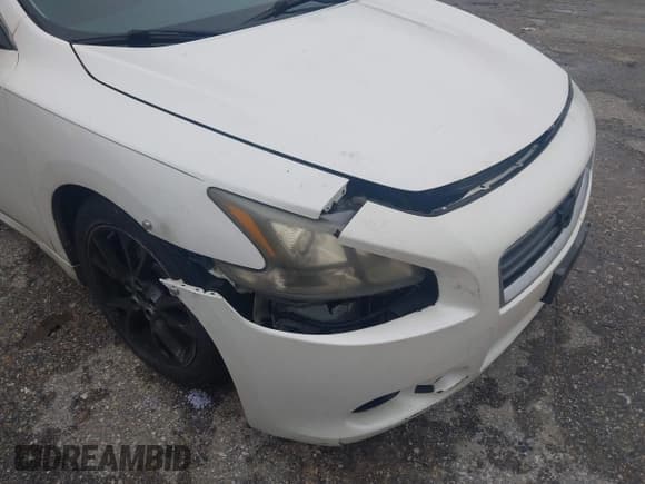 ✅ 2014 Nissan Maxima SV • VIN: 1N4AA5AP7EC907236 • Lot: 43843193. Wystawiony na IAAI z przebiegiem 221 970 mil. Bezpłatny archiwum sprzedaży aukcyjnych z USA i szczegółowy raport historii pojazdu na DreamBid. Zdjęcie 6.