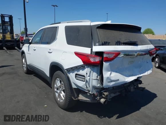 ✅ 2018 Chevrolet Traverse LT Cloth • VIN: 1GNERGKW2JJ165735 • Lot: 43156155. Wystawiony na IAAI z przebiegiem 96 583 mil. Bezpłatny archiwum sprzedaży aukcyjnych z USA i szczegółowy raport historii pojazdu na DreamBid. Zdjęcie 15.