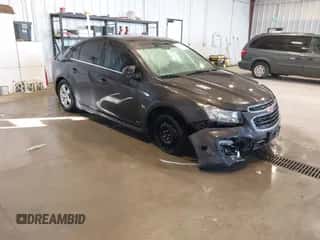 2016 Chevrolet Cruze LT z VIN 1G1PE5SB5G7215864, wystawiony jako IAAI lot #42795901 z przebiegiem 147 424 mil mil oraz . Historia ofert i sprzedaży dostępna na DreamBid. Obrazek 1.