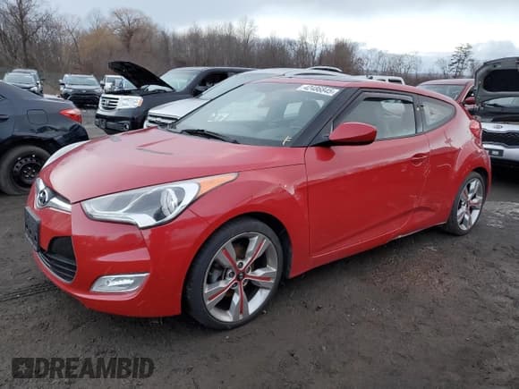 ✅ 2013 Hyundai Veloster w/Black Int • VIN: KMHTC6AD7DU166650 • Lot: 42486845. Wystawiony na Copart z przebiegiem 53 616 mil. Bezpłatny archiwum sprzedaży aukcyjnych z USA i szczegółowy raport historii pojazdu na DreamBid. Zdjęcie 1.