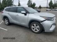 ✅ 2021 Toyota Highlander L • VIN: 5TDCZRAHXMS088053 • Lot: 80545785. Wystawiony na Copart z przebiegiem Nie podano. Bezpłatny archiwum sprzedaży aukcyjnych z USA i szczegółowy raport historii pojazdu na DreamBid. Zdjęcie 4.