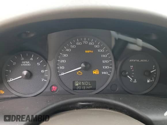 2004 Chevrolet Malibu z VIN 1G1ZS52F04F193312, wystawiony jako Copart lot #76505104 z przebiegiem 201 314 mil mil oraz Czysty tytuł • Clean title. Historia ofert i sprzedaży dostępna na DreamBid. Obrazek 9.