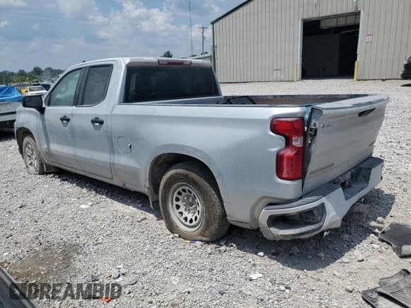 ✅ 2020 Chevrolet Silverado 1500 Custom • VIN: 1GCRWBEK6LZ330866 • Lot: 62522105. Wystawiony na Copart z przebiegiem 35 100 mil. Bezpłatny archiwum sprzedaży aukcyjnych z USA i szczegółowy raport historii pojazdu na DreamBid. Zdjęcie 2.