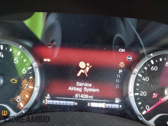 ✅ 2016 Jeep Renegade Limited • VIN: ZACCJADT7GPE30360 • Lot: 42012541. Listed on IAAI with 81,409 mi. Free auction sales archive from the USA and detailed vehicle history report at DreamBid. Image 7.