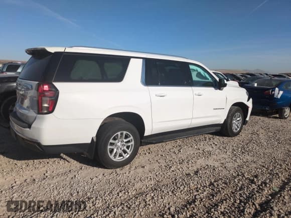 ✅ 2022 Chevrolet Suburban LT • VIN: 1GNSCCKD3NR309666 • Lot: 58247385. Listed on Copart with Not provided. Free auction sales archive from the USA and detailed vehicle history report at DreamBid. Image 3.