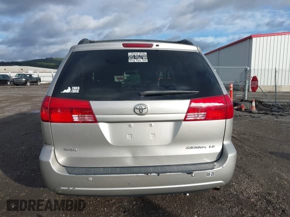 ✅ 2005 Toyota Sienna CE • VIN: 5TDZA23C25S302254 • Lot: 43632536. Listed on IAAI with 170,976 mi. Free auction sales archive from the USA and detailed vehicle history report at DreamBid. Image 17.