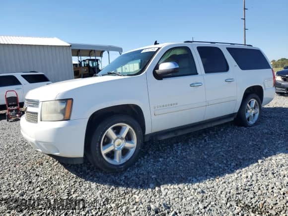 2008 Chevrolet Suburban LTZ с VIN 1GNFC16048R119084, выставлен на аукционе Copart как лот 86702145 с пробегом 250 918 миль миль и Списание • Salvage title. История ставок и продаж доступна на DreamBid. Изображение 1.