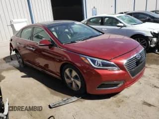 ✅ 2017 Hyundai Sonata Limited • VIN: KMHE34L3XHA076109 • Lot: 40304283. Listed on Copart with 106,557 mi. Free auction sales archive from the USA and detailed vehicle history report at DreamBid. Image 4.