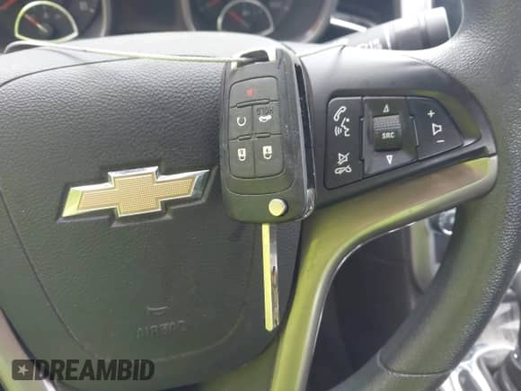 2015 Chevrolet Malibu LT with VIN 1G11C5SL2FF185571, listed as a IAAI auction lot 43256317 with 65,746 mi miles and . Bid and sale history available at DreamBid. Image 11.