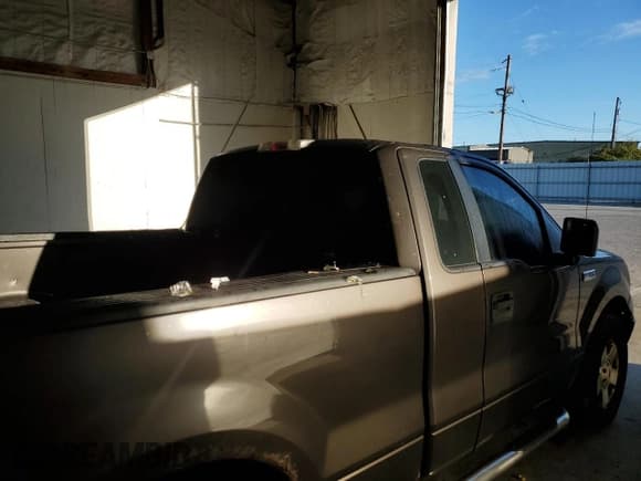 ✅ 2006 Ford F-150 XL • VIN: 1FTRF14W26KB44530 • Lot: 85384735. Listed on Copart with 28,683 mi. Free auction sales archive from the USA and detailed vehicle history report at DreamBid. Image 10.