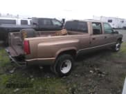 ✅ 1996 GMC Sierra 1500 • VIN: 1GTHC33J4TF010466 • Lot: 48392195. Wystawiony na Copart z przebiegiem 143 267 mil. Bezpłatny archiwum sprzedaży aukcyjnych z USA i szczegółowy raport historii pojazdu na DreamBid. Zdjęcie 3.