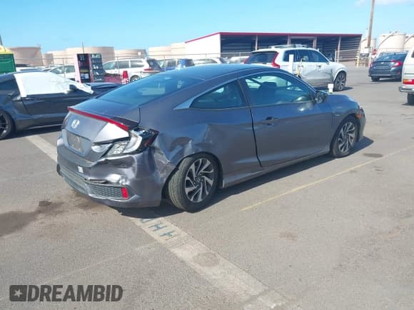 ✅ 2020 Honda Civic LX • VIN: 2HGFC4B65LH301178 • Lot: 42509295. Listed on IAAI with 56,846 mi. Free auction sales archive from the USA and detailed vehicle history report at DreamBid. Image 4.
