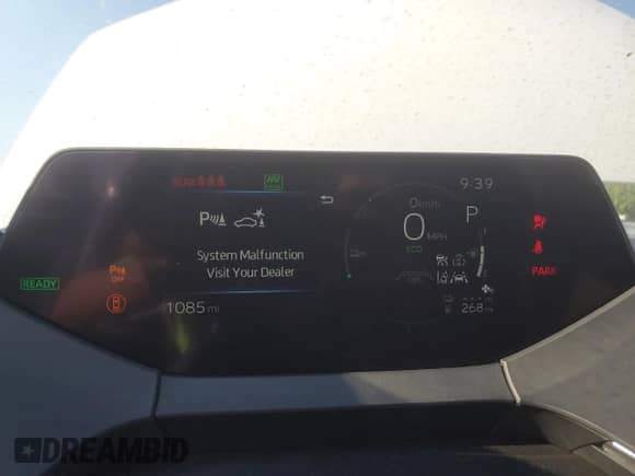 2025 Toyota Prius SE с VIN JTDACACU8S3041073, выставлен на аукционе Copart как лот 70349115 с пробегом 1 085 миль миль и Списание • Salvage title. История ставок и продаж доступна на DreamBid. Изображение 9.