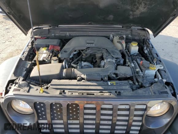 ✅ 2020 Jeep Gladiator Sport S • VIN: 1C6HJTAG2LL142325 • Lot: 71490685. Listed on Copart with 92,981 mi. Free auction sales archive from the USA and detailed vehicle history report at DreamBid. Image 11.