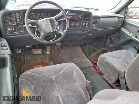 ✅ 2001 Chevrolet Silverado 1500 LS • VIN: 2GCEK19V411180156 • Лот: 60608345. Опубликован ранее на Copart с пробегом 241 342 миль. Бесплатный доступ к архиву аукционных продаж из США и подробный отчёт об истории автомобиля на DreamBid. Изображение 8.