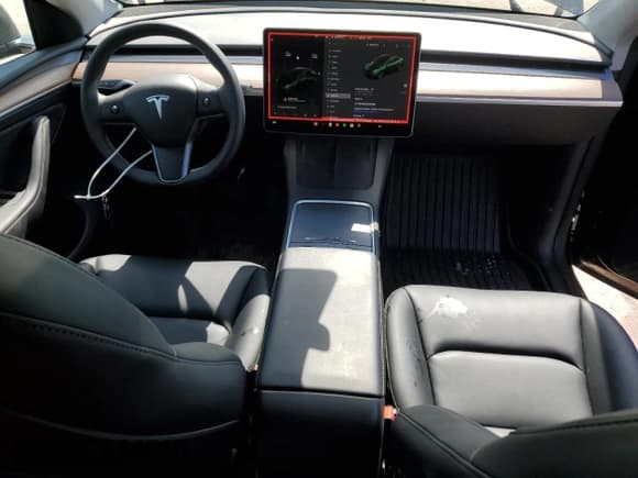 ✅ 2024 Tesla Model Y Long Range • VIN: 7SAYGAEE6RF160698 • Lot: 54691245. Wystawiony na Copart z przebiegiem 6 834 mil. Bezpłatny archiwum sprzedaży aukcyjnych z USA i szczegółowy raport historii pojazdu na DreamBid. Zdjęcie 8.