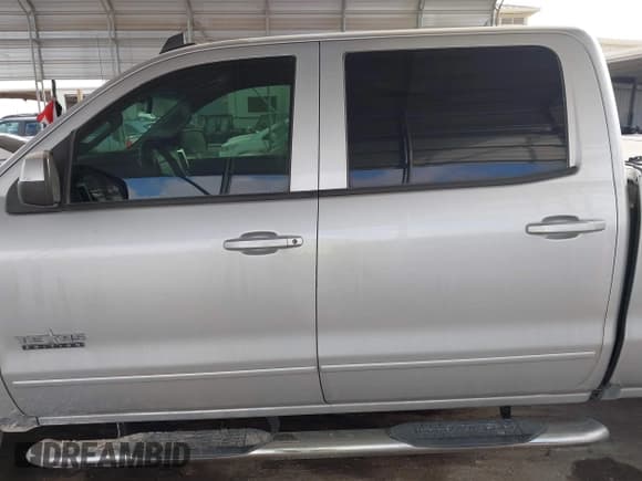 ✅ 2017 Chevrolet Silverado 1500 LT • VIN: 3GCPCREC2HG436353 • Лот: 43086882. Опубликован ранее на IAAI с пробегом 99 251 миль. Бесплатный доступ к архиву аукционных продаж из США и подробный отчёт об истории автомобиля на DreamBid. Изображение 14.