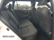 ✅ 2025 Toyota RAV4 Hybrid SE • VIN: 4T3T6RFV7SU176335 • Лот: 86524065. Опубликован ранее на Copart с пробегом 20 439 миль. Бесплатный доступ к архиву аукционных продаж из США и подробный отчёт об истории автомобиля на DreamBid. Изображение 10.