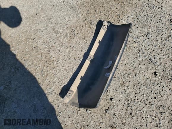 ✅ 2022 Jeep Wagoneer Series I • VIN: 1C4SJUAT9NS213210 • Lot: 48498655. Listed on Copart with 62,413 mi. Free auction sales archive from the USA and detailed vehicle history report at DreamBid. Image 13.