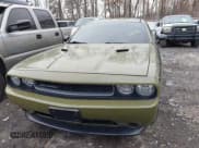 ✅ 2014 Dodge Challenger SXT • VIN: 2C3CDYAG4EH179954 • Lot: 41596676. Wystawiony na IAAI z przebiegiem Nie podano. Bezpłatny archiwum sprzedaży aukcyjnych z USA i szczegółowy raport historii pojazdu na DreamBid. Zdjęcie 12.