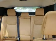 ✅ 2024 Lexus RZ 450e Premium • VIN: JTJAAAAB8RA024929 • Lot: 64062225. Wystawiony na Copart z przebiegiem 9 106 mil. Bezpłatny archiwum sprzedaży aukcyjnych z USA i szczegółowy raport historii pojazdu na DreamBid. Zdjęcie 10.