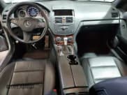 ✅ 2009 Mercedes-Benz C 300 Sport • VIN: WDDGF81X19R080964 • Lot: 92294765. Listed on Copart with 134,158 mi. Free auction sales archive from the USA and detailed vehicle history report at DreamBid. Image 8.