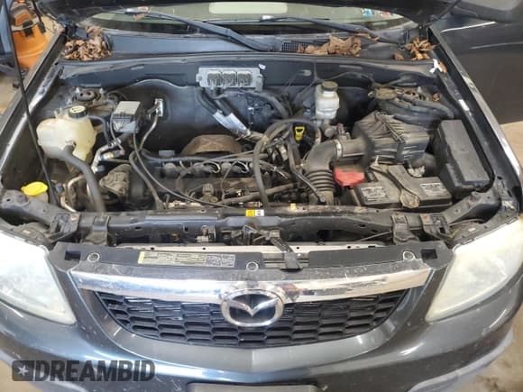 ✅ 2008 Mazda Tribute Touring • VIN: 4F2CZ02Z48KM17202 • Lot: 83758425. Wystawiony na Copart z przebiegiem 141 854 mil. Bezpłatny archiwum sprzedaży aukcyjnych z USA i szczegółowy raport historii pojazdu na DreamBid. Zdjęcie 12.